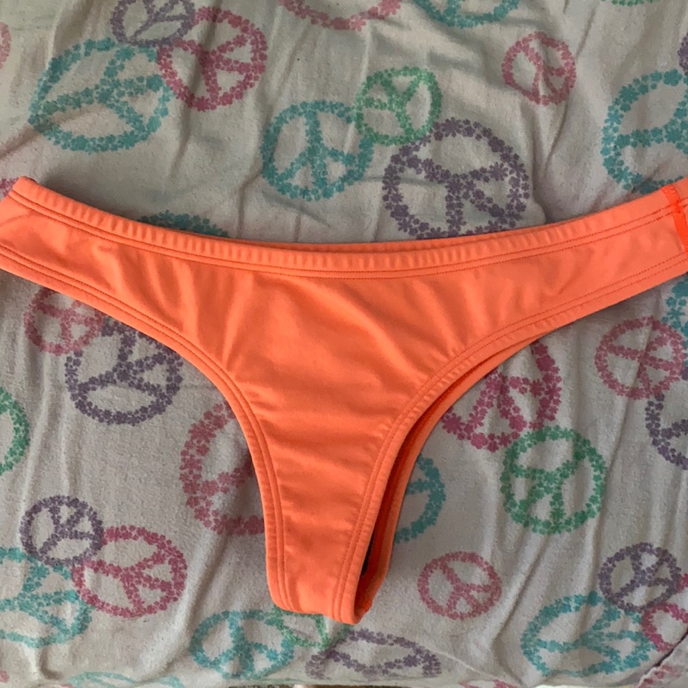 PAPAYA LARGE DUKE BOTTOMS
